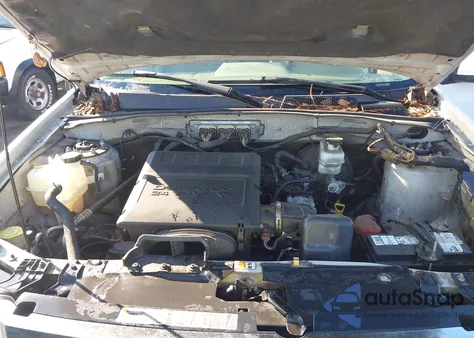 2011 Ford Escape Limited z USA, uszkodzony, nr VIN 1FMCU0EG5BKC59755